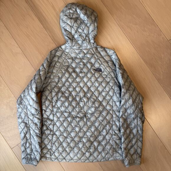 North Face Thermoball Jacket Women's Medium Gray Full Zip Insulated Outerwear - Picture 8 of 9